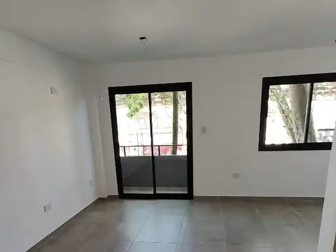 25 De Mayo 191 , Piso 2