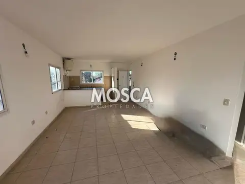 Departamento en alquiler Moreno centro