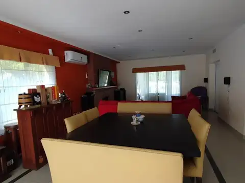 Casa en Venta en Pilar, USD 360.000