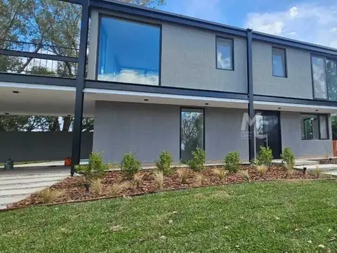 Casa en Alquiler de 4 dormitorios