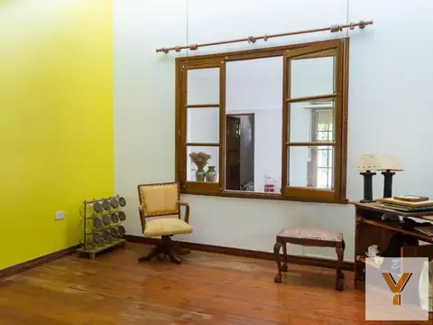 Casa en venta - 3 Dormitorios 1 Baño - Chivilcoy