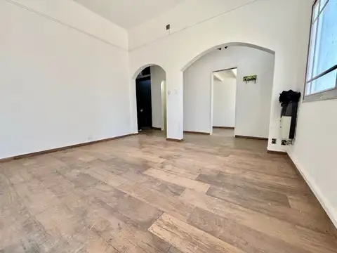 Depto Tipo Casa 4 ambientes con 1 baño
