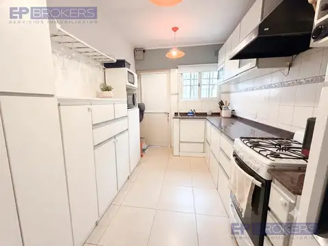 Depto Tipo Casa en Venta con 1 cocheras