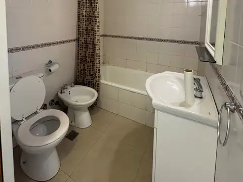 Gabriela Mistral 2700