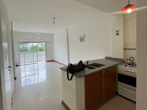 Hermoso dpto 2 ambientes c/ balcón