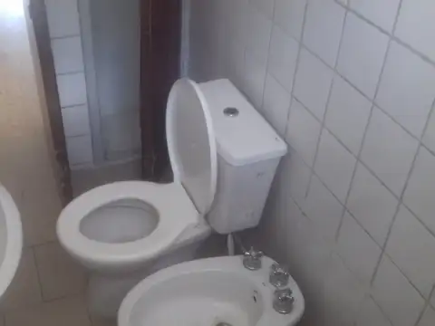 Depto Tipo Casa en Alquiler en Plaza Guemes, $ 560.000