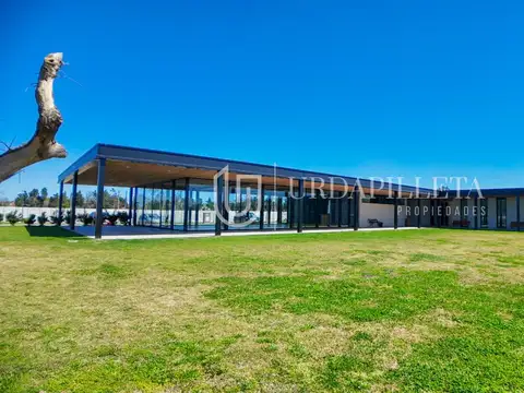 Lote en venta en El Olivar Pilar interno