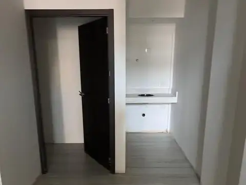 Oficina en Alquiler en Villa del Parque, USD 1.500