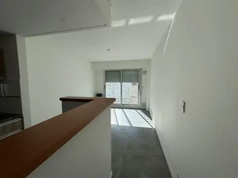 PARAGUAY 505 8° C - MONOAMBIENTE