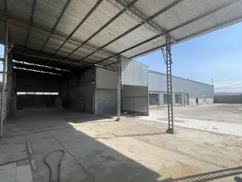 Galpón - Local Comercial
