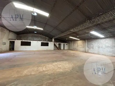 Galpon en Alquiler 40  mts Fondo