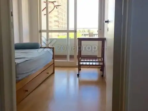 Báez 200, Piso 6