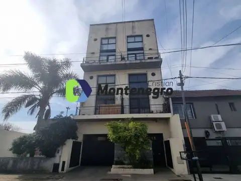 AMBIENTES+COCHERA EN ALQUILER BERNAL QUILMES