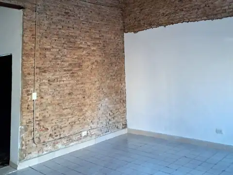 Depto Tipo Casa en Alquiler 60 años