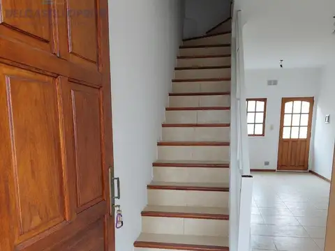 Depto Tipo Casa en Venta de 3 ambientes