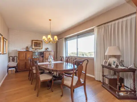 Departamento 4 ambientes con 2 baños