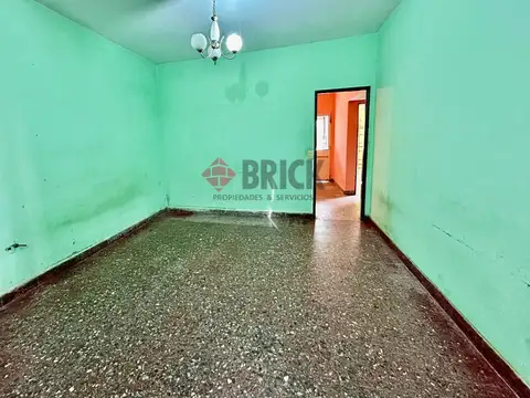 Terreno en Venta en Villa Luzuriaga, USD 90.000