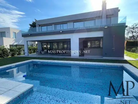 Casa en Venta 1 año