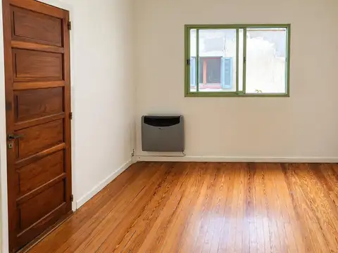 Depto Tipo Casa en Venta de 2 ambientes