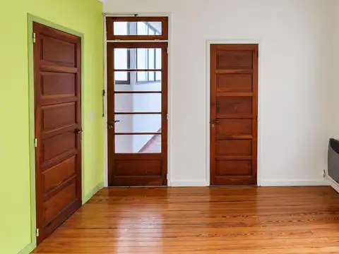 Venta. PH 2 ambientes en Villa Crespo / Parque Centenario. Primer piso por escalera