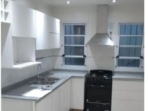 Depto Tipo Casa en Venta 30 años