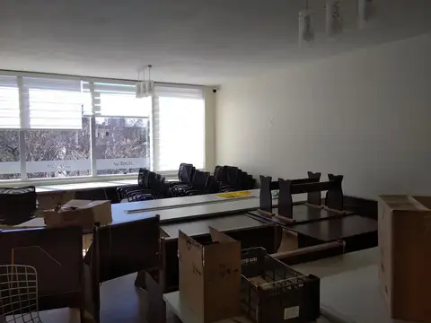 Edificio de Oficinas Divisibles en Venta con Terraza y Cocheras - Palermo