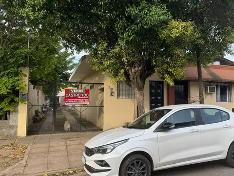 ATENCION INVERSORES: 4 DEPTOS CON CASA AL FONDO