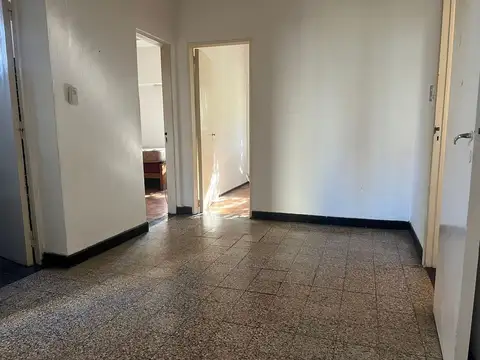 Departamento en Alquiler en Abasto, $ 600.000