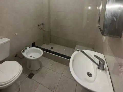 VALENTIN GOMEZ 2900, Piso 1