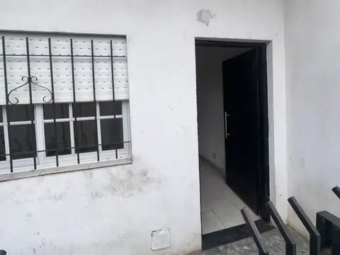 VALENTIN GOMEZ 2900, Piso 1