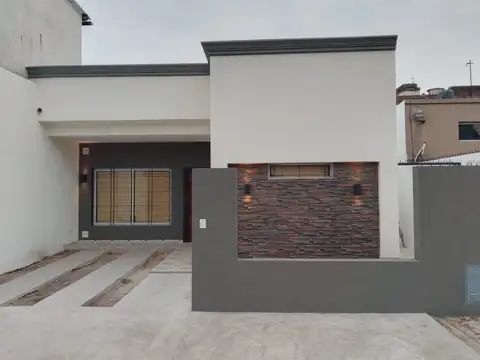 Casa Refaccionada a Nuevo. 3 Ambientes con Suite, Patio y Terraza (GD-110)