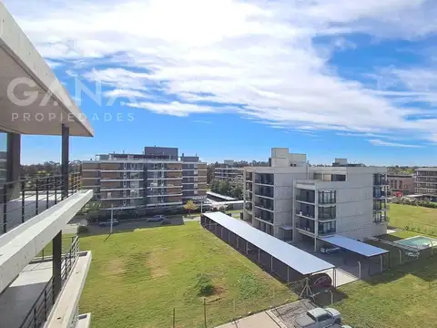 Venta de Oficina en  Fisherton con cochera. Tierra Nueva.  Posesion inmediata