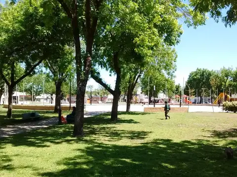 Lote en venta con casa a demoler, Ensenada centro
