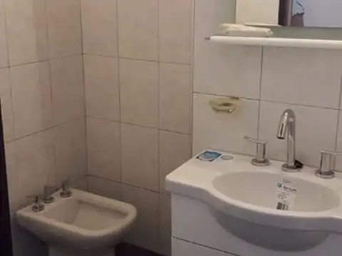 Imperdible Duplex 3 ambientes en Bernal Centro