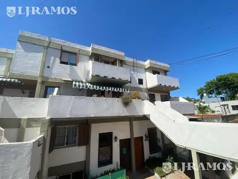 Departamento en venta en San Isidro Jacinto Diaz al 300. APTO CRÉDITO.