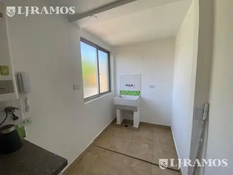 Departamento en venta en San Isidro Jacinto Diaz al 300. APTO CRÉDITO.