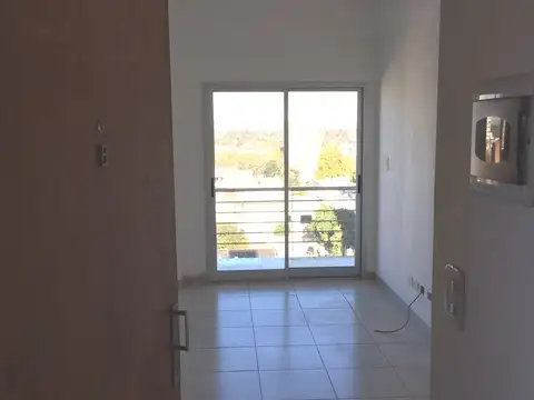 Departamento en Alquiler en San Miguel, $ 680.000