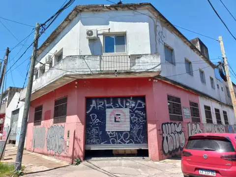Inmueble industrial 1011  m2 s/ Av. San Martin -