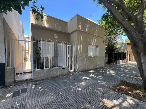VENTA PH TIPO CASA CON TERRAZA PROPIA EN VILLA PUEYRREDON