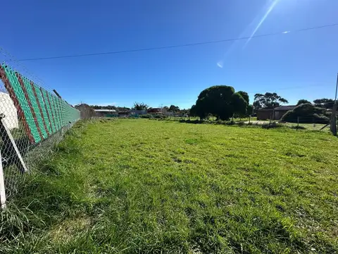 VENTA LOTE EN BARRIO PLAYA DORADA