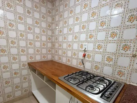 VENTA. DEPARTAMENTO 1 AMBIENTE. ARENALES 2200. PLAZA COLON MAR DEL PLATA