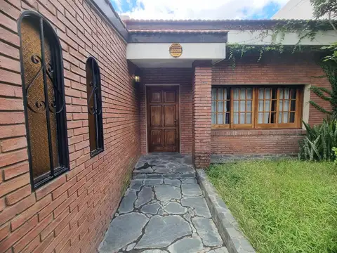 Casa en Venta al Oeste