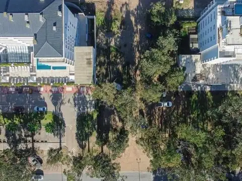 av. Arquitecto Bunge y  Jupiter  al 1500