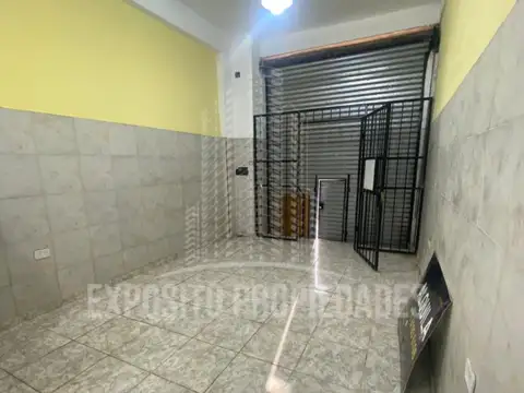 Local en Alquiler en El Libertador, $ 350.000