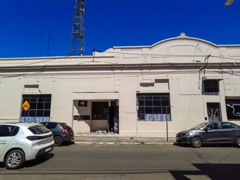 Local en Venta en Concordia, USD 1.150.000