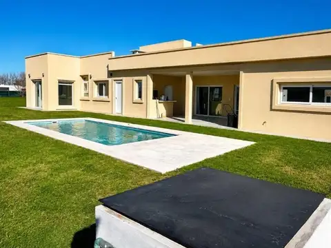 Casa en Venta en La Magdalena Canning