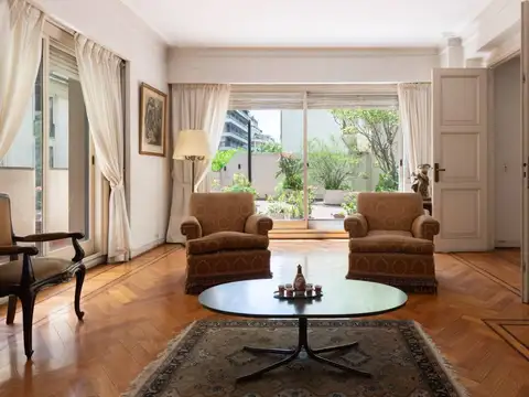 Av. Alvear y Libertad