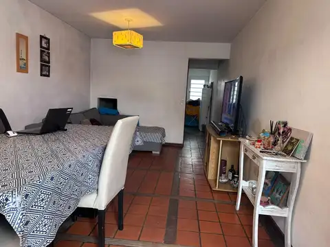 Casa en Venta en Castelar, USD 85.000