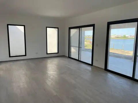 Casa en Venta al Este