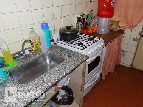Casa 3 ambientes con 1 baño